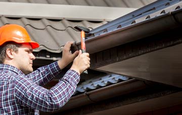 gutter repair Clixby, Lincolnshire